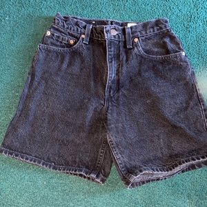 High wasted levi shorts